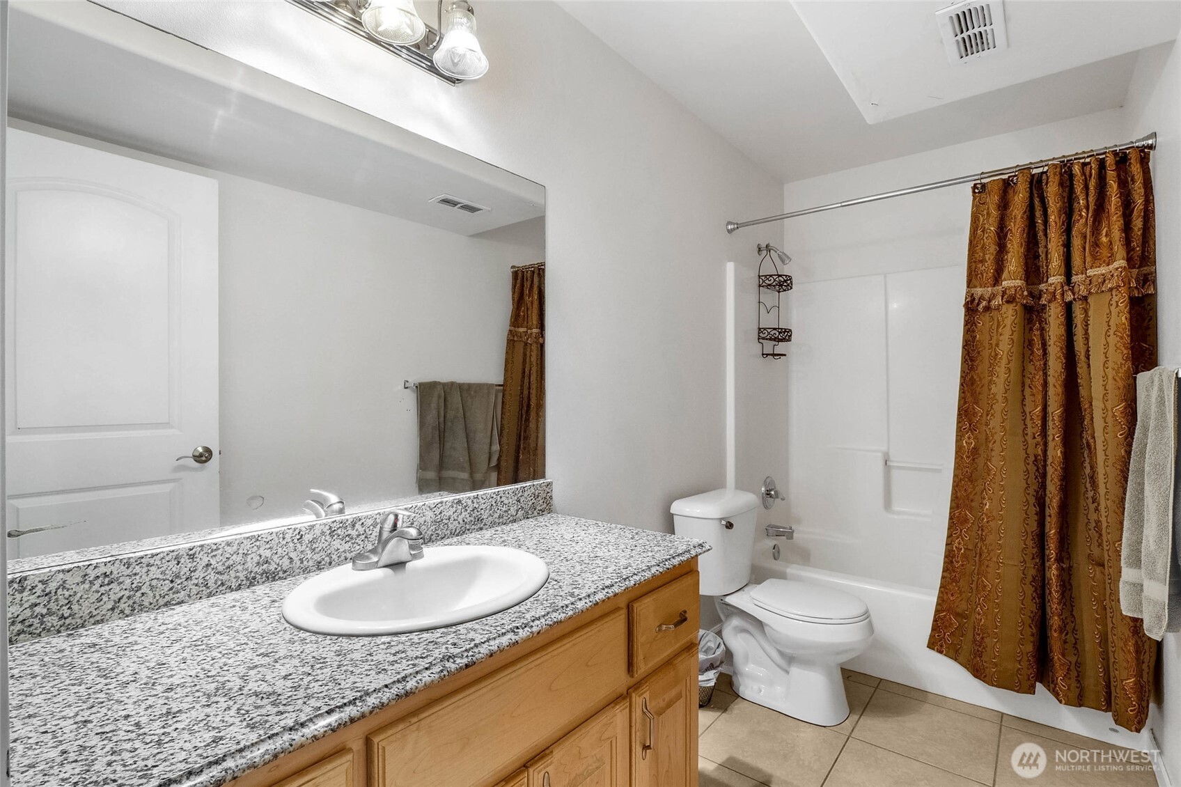 950 S Garden Drive , Moses Lake, WA 98837