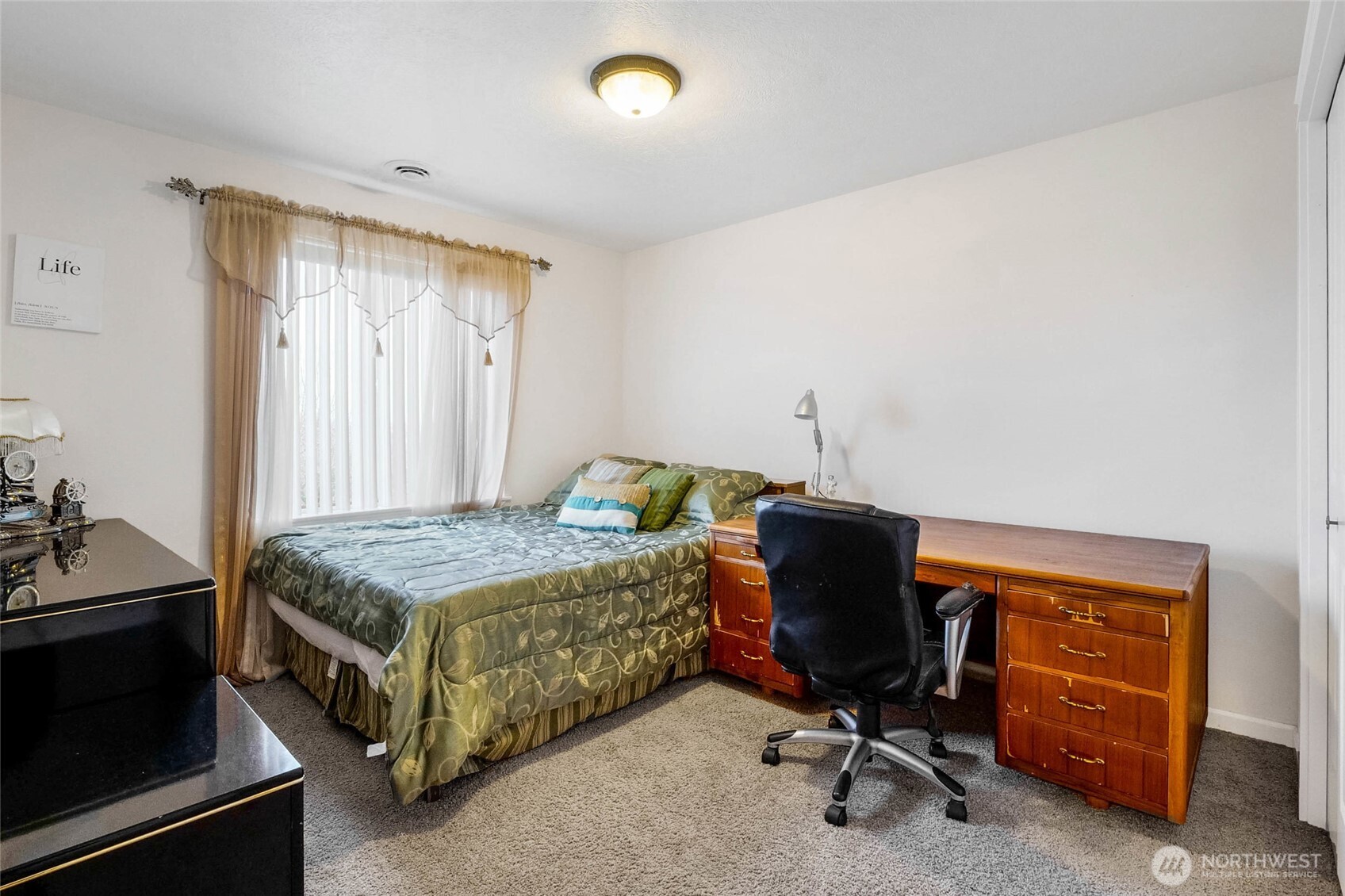 950 S Garden Drive , Moses Lake, WA 98837