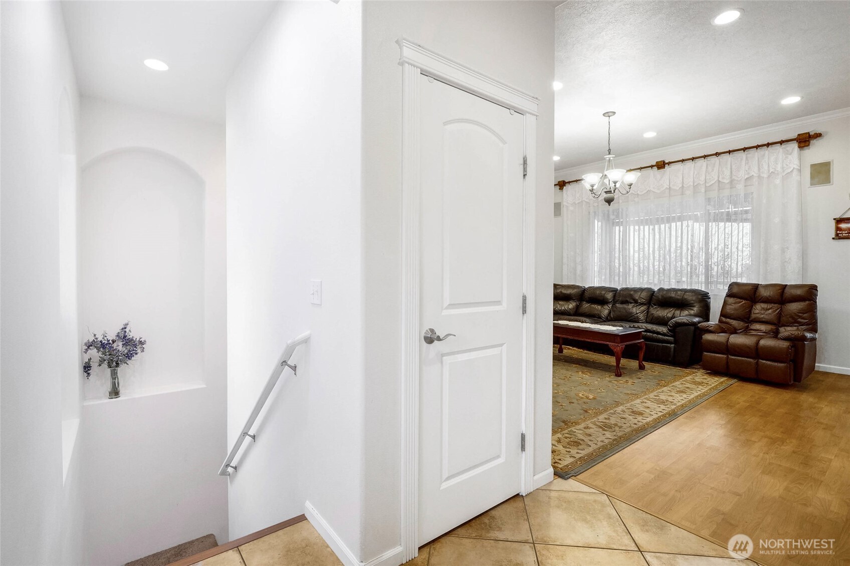 950 S Garden Drive , Moses Lake, WA 98837