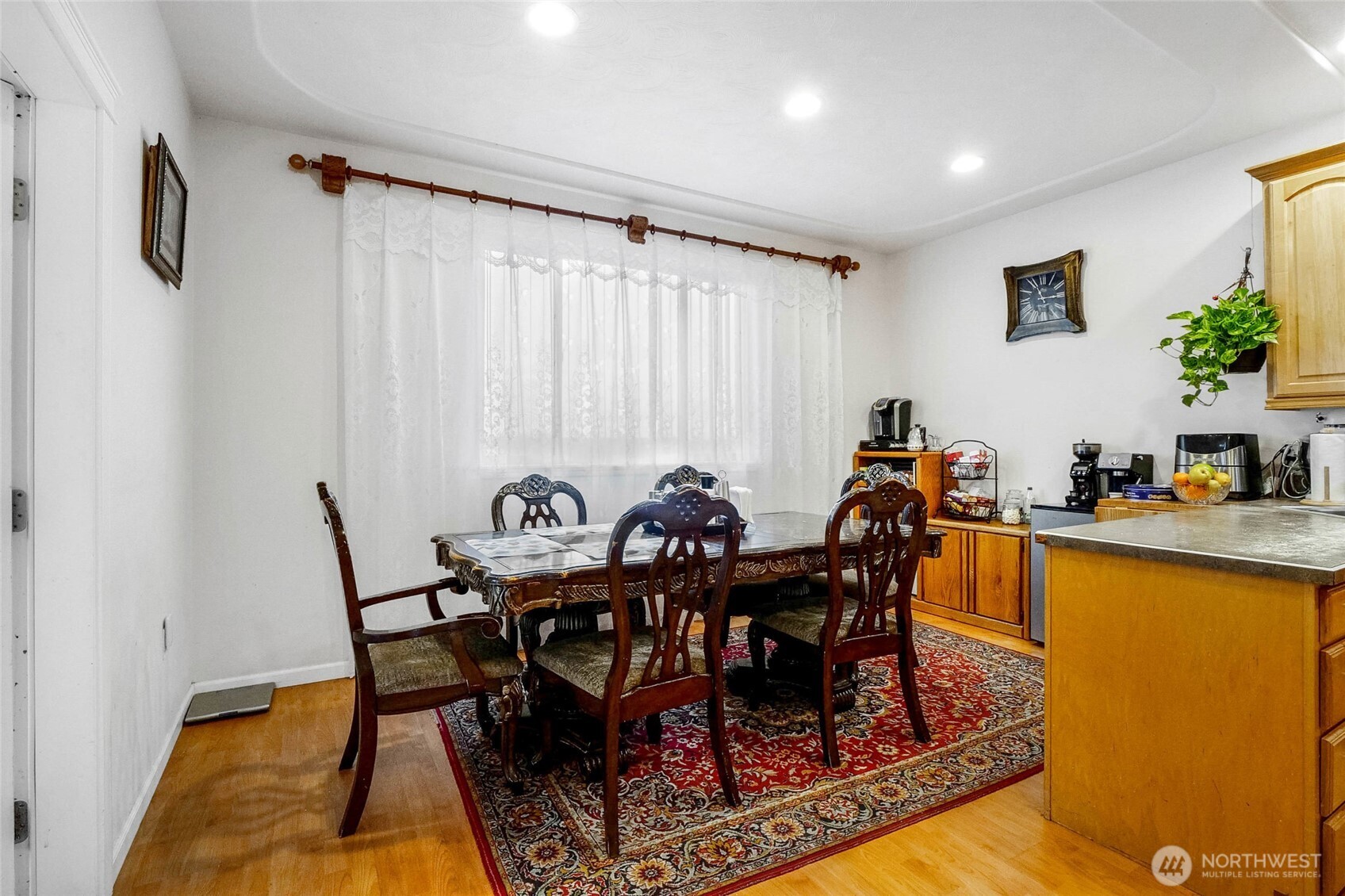 950 S Garden Drive , Moses Lake, WA 98837