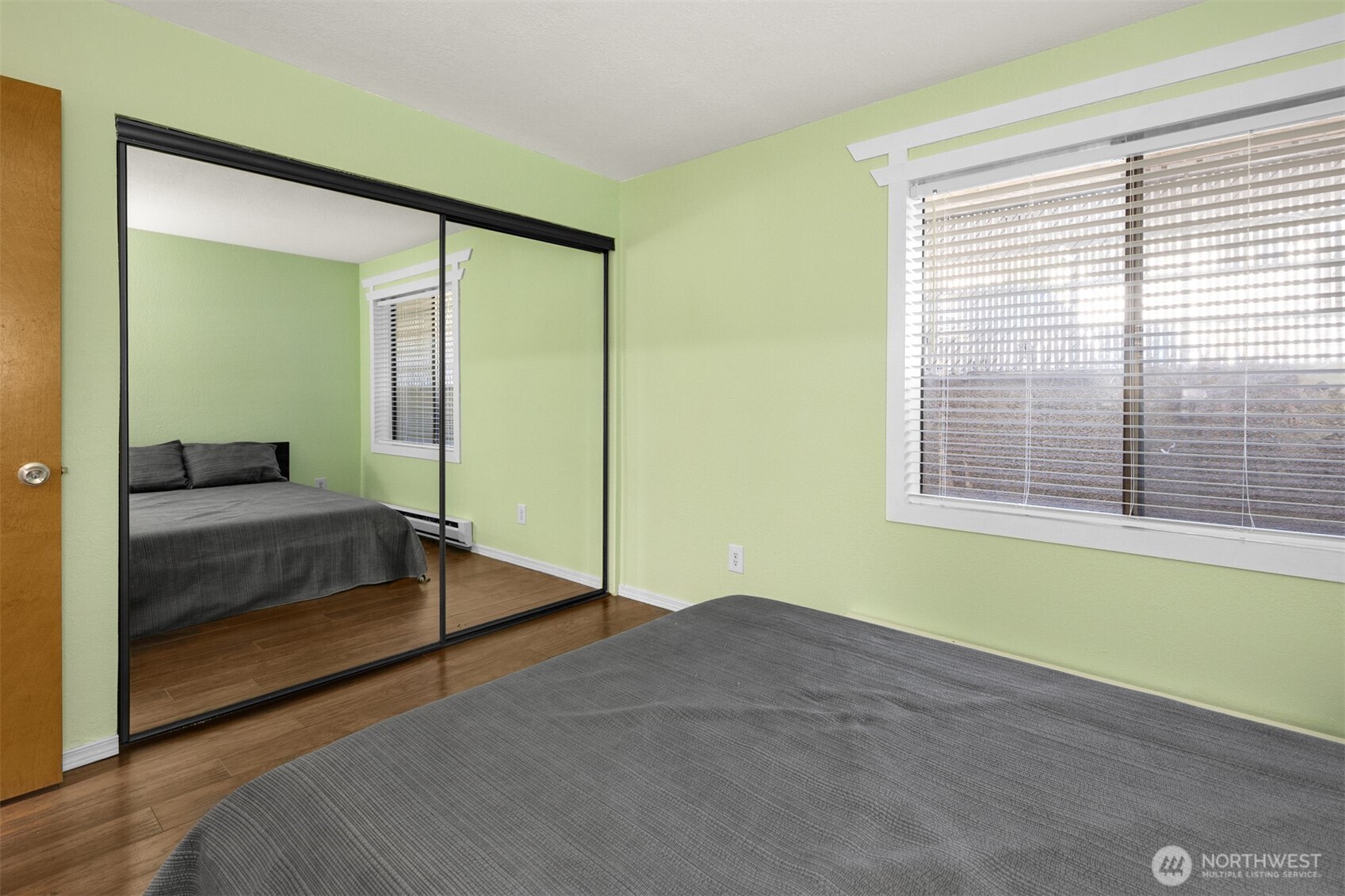 3024 NE 143rd Street #103, Seattle, WA 98125