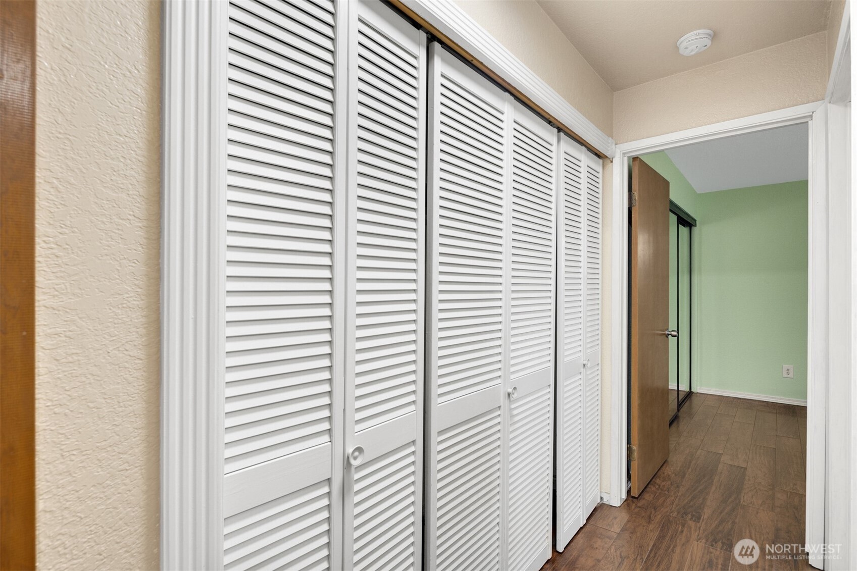 3024 NE 143rd Street #103, Seattle, WA 98125