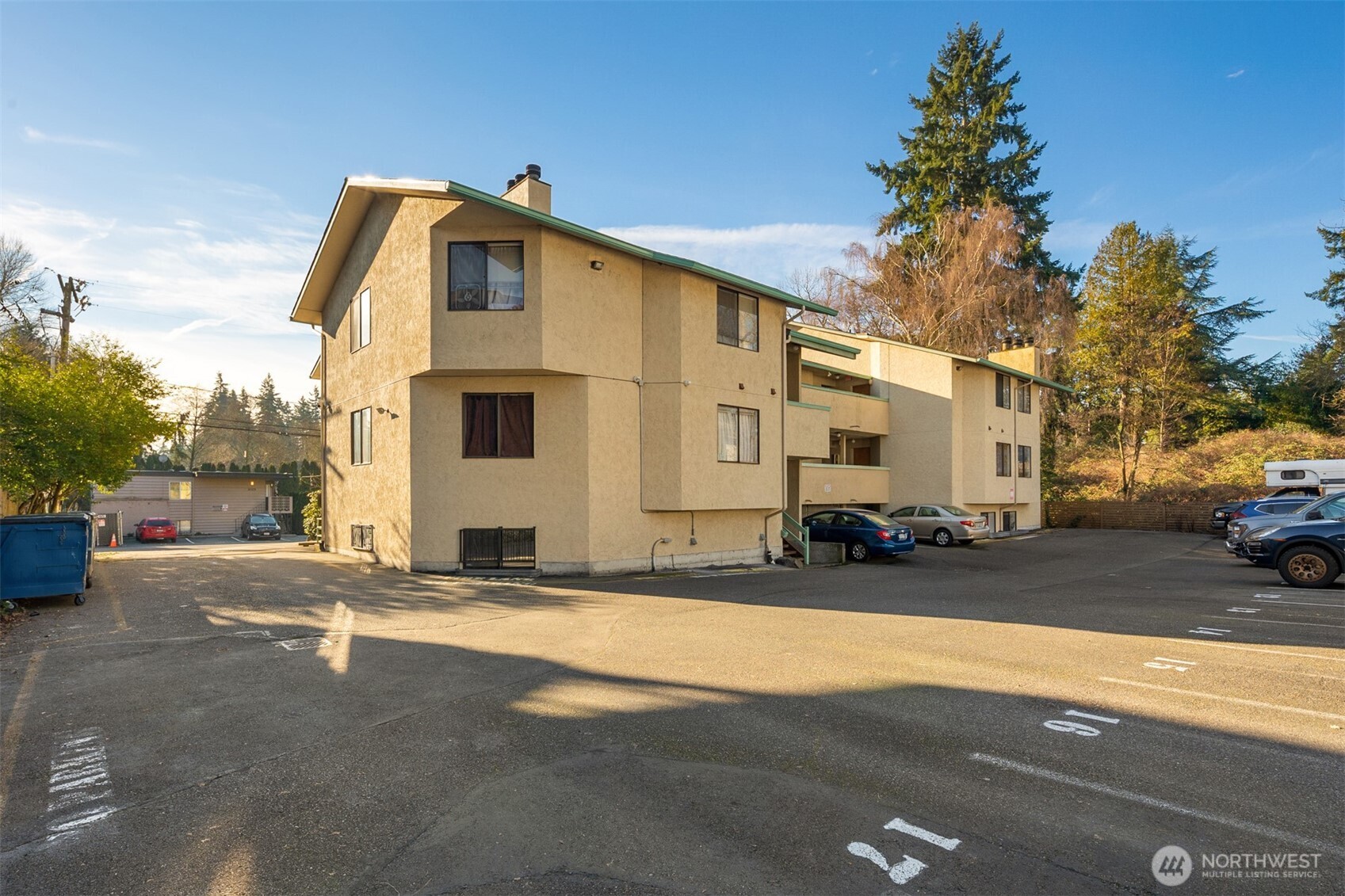 3024 NE 143rd Street #103, Seattle, WA 98125