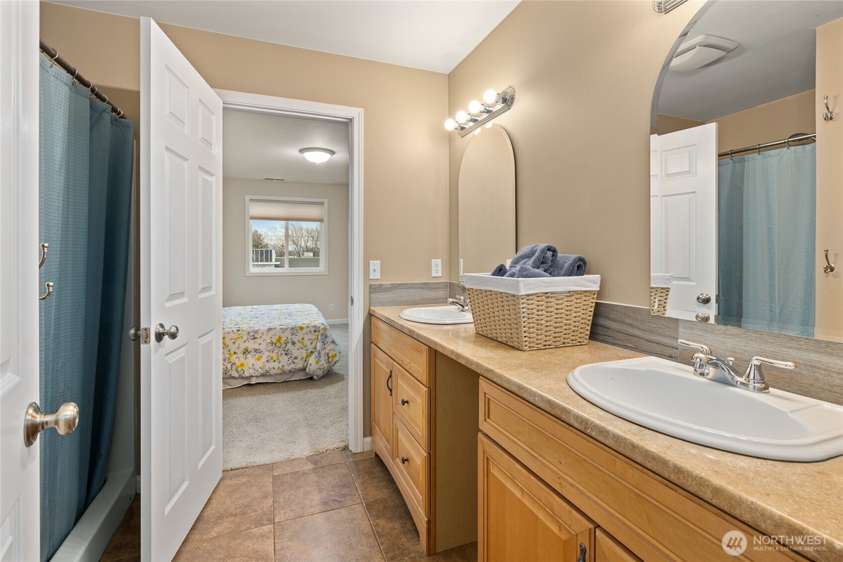 803 S Whitman Street , Ellensburg, WA 98926