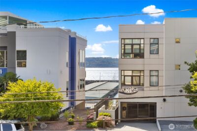 22532 6th Avenue S #A2, Seattle, WA 98198-6844