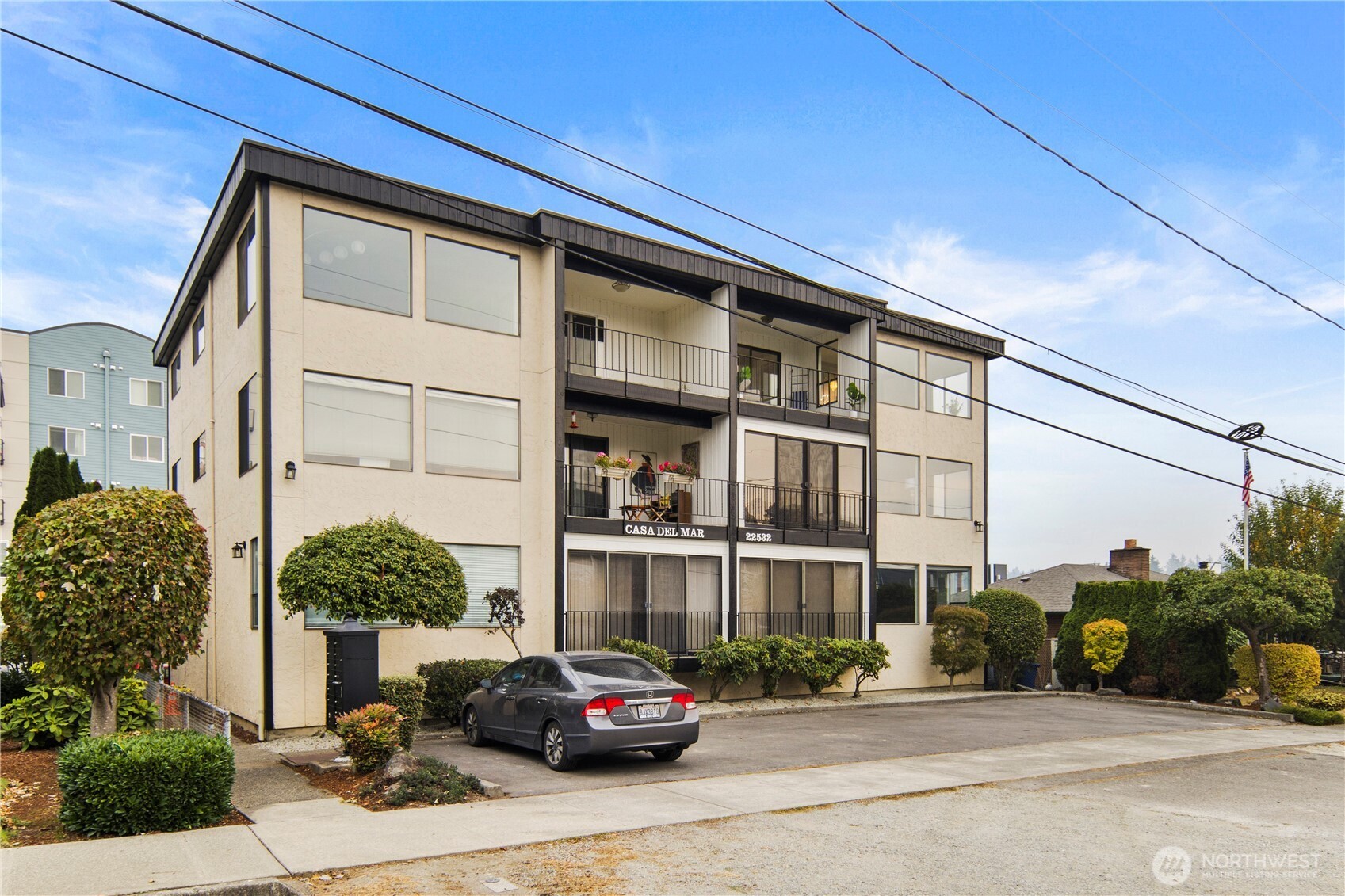 22532 6th Avenue S #A2, Seattle, WA 98198-6844
