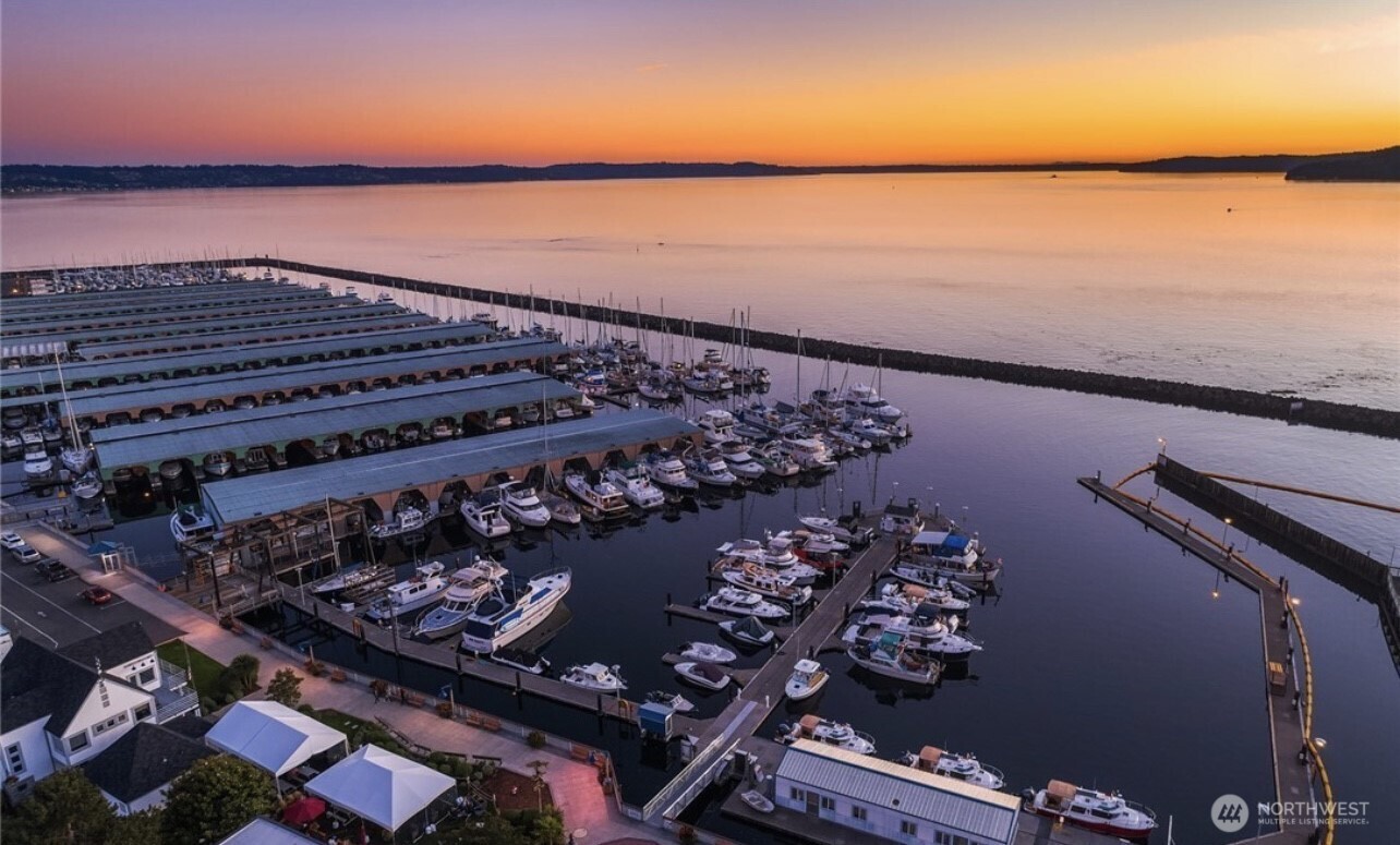 22532 6th Avenue S #A2, Seattle, WA 98198-6844