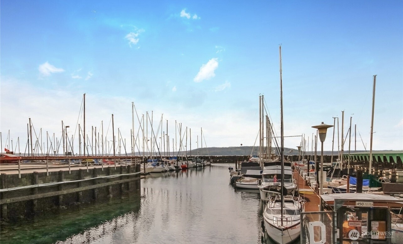 22532 6th Avenue S #A2, Seattle, WA 98198-6844