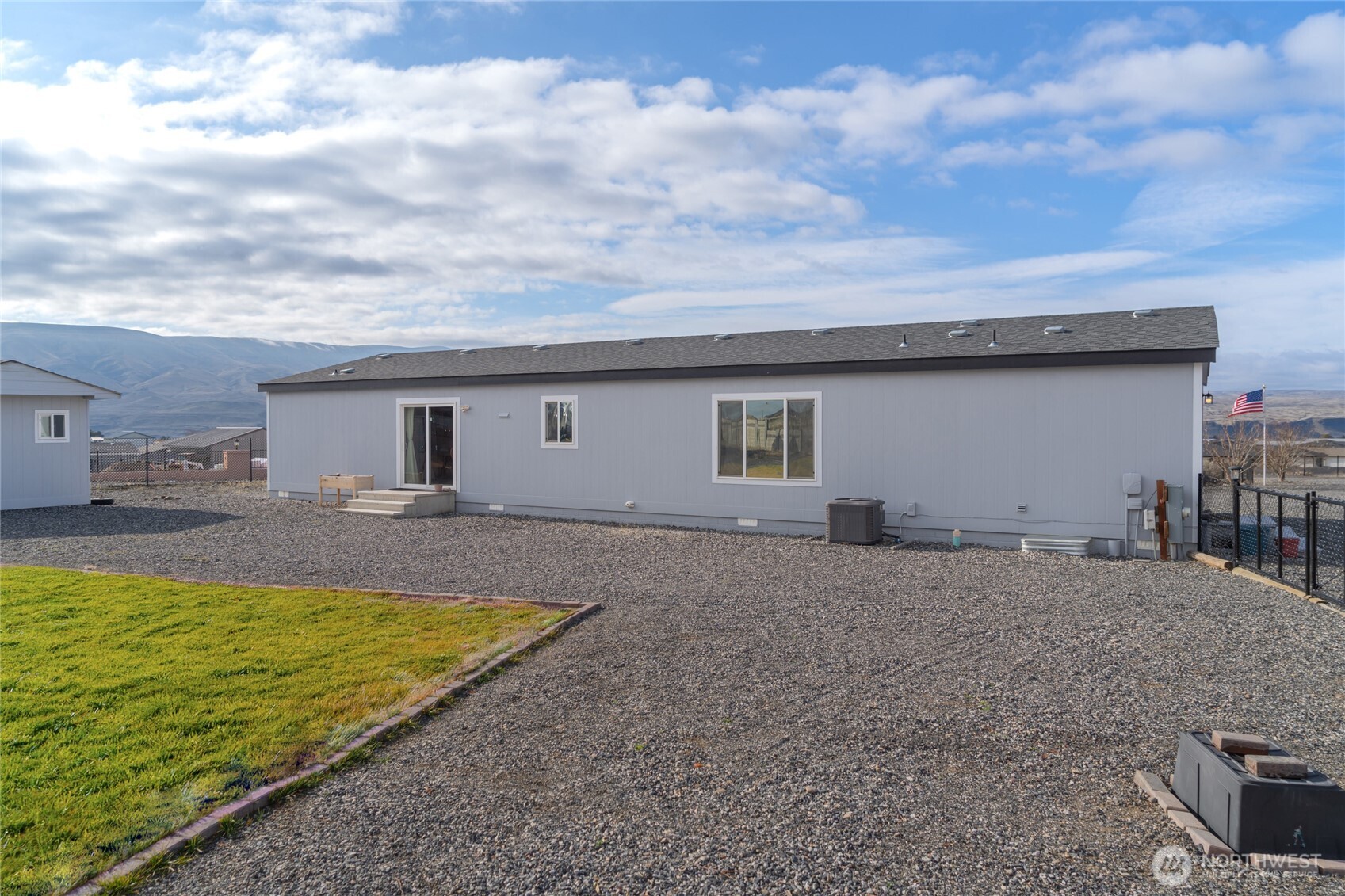 191 Davidson Place SW, Mattawa, WA 99349