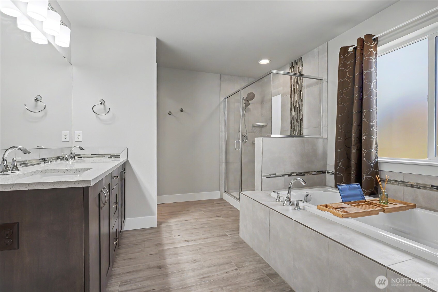 12130 92nd Avenue Ct E, Puyallup, WA 98373