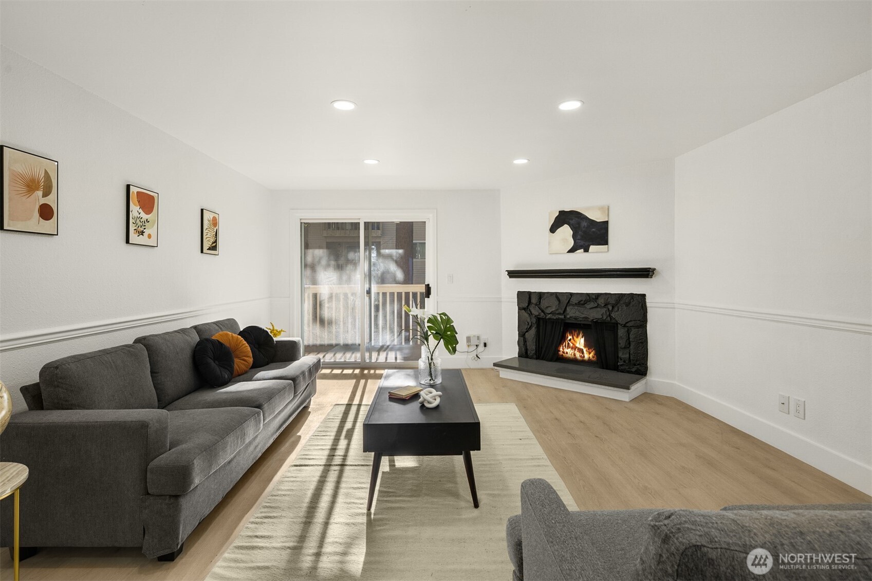 14527 NE 40th Street #G104, Bellevue, WA 98007