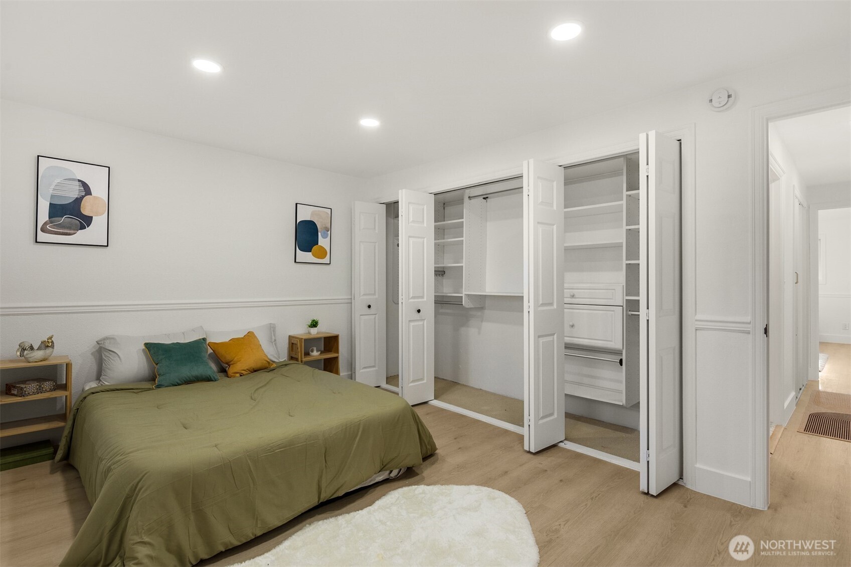 14527 NE 40th Street #G104, Bellevue, WA 98007