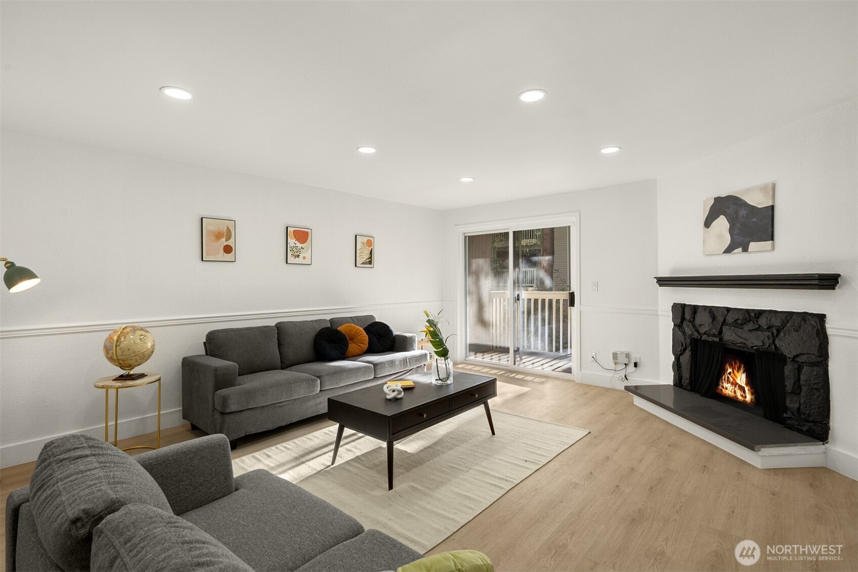 14527 NE 40th Street #G104, Bellevue, WA 98007