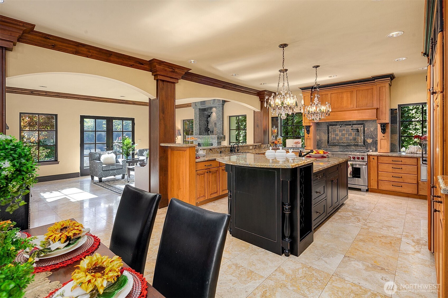 802 16th Avenue W, Kirkland, WA 98033