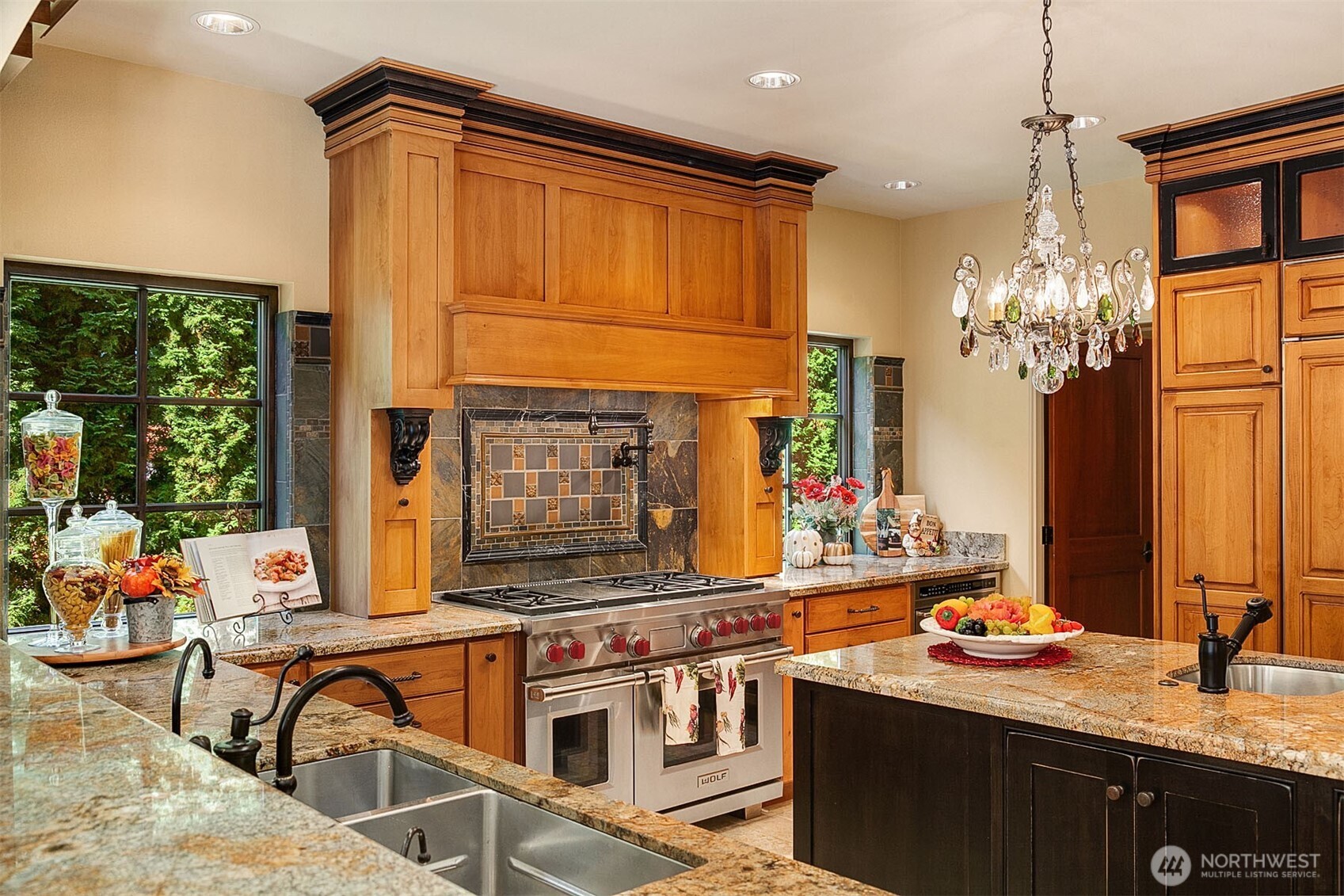 802 16th Avenue W, Kirkland, WA 98033