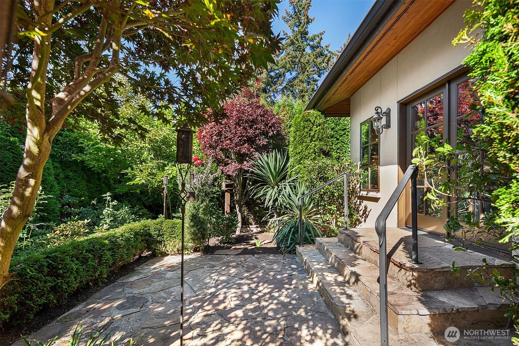 802 16th Avenue W, Kirkland, WA 98033