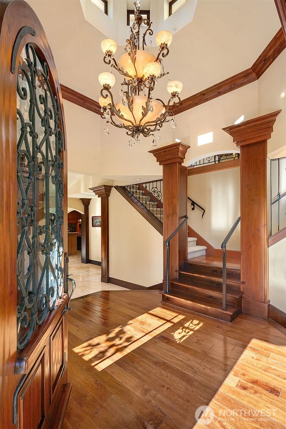 802 16th Avenue W, Kirkland, WA 98033