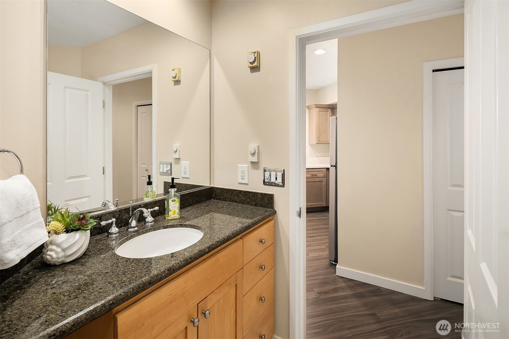 611 Highland Drive #101, Seattle, WA 98109