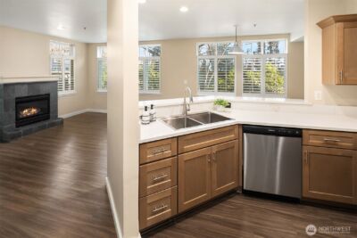 611 Highland Drive #101, Seattle, WA 98109 - Photo 8