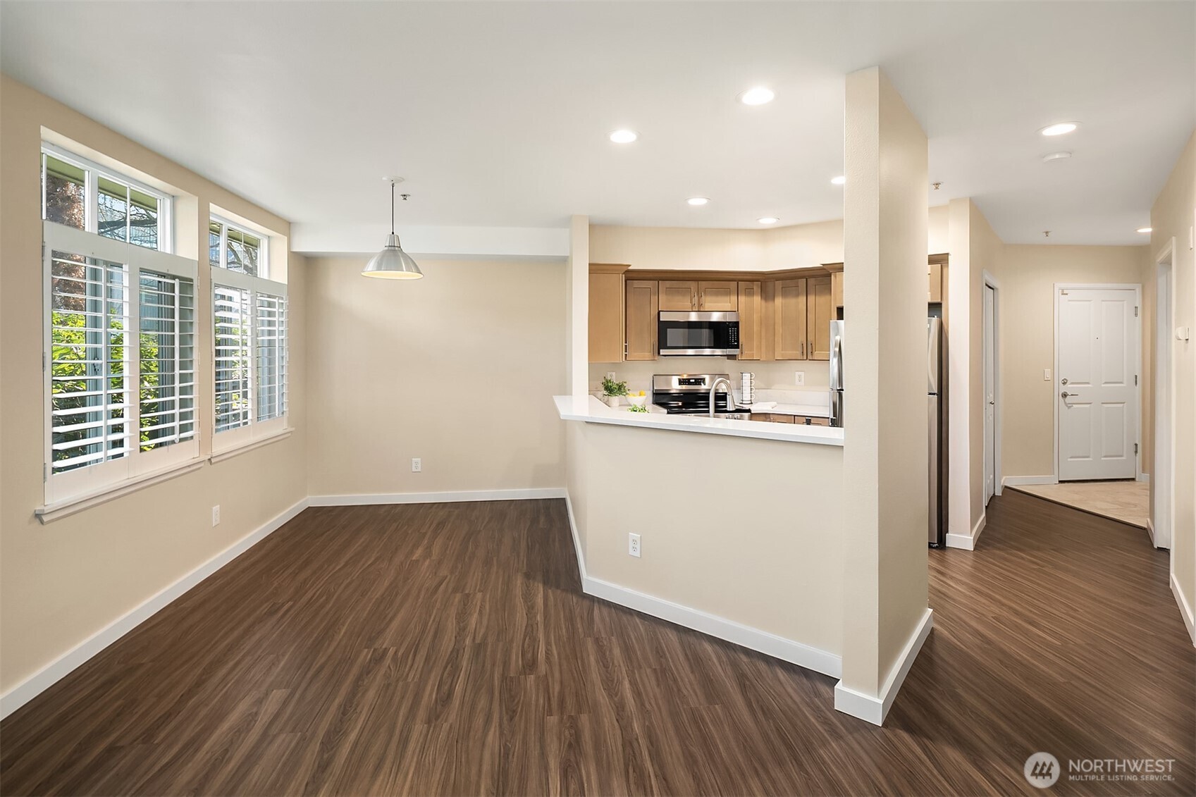 611 Highland Drive #101, Seattle, WA 98109