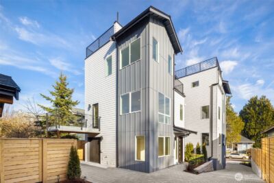 1111 B 26th Avenue , Seattle, WA 98122