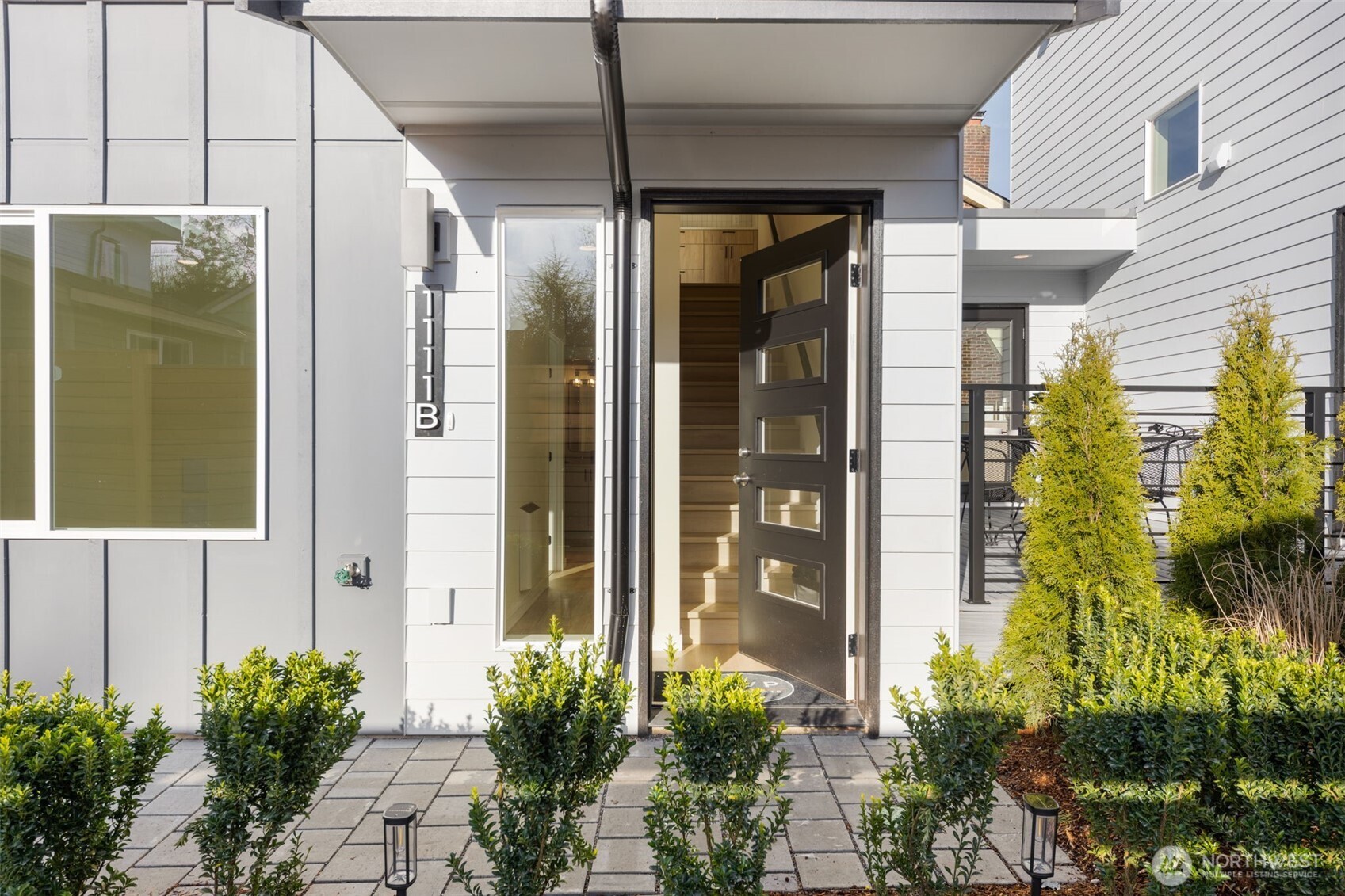 1111 B 26th Avenue , Seattle, WA 98122