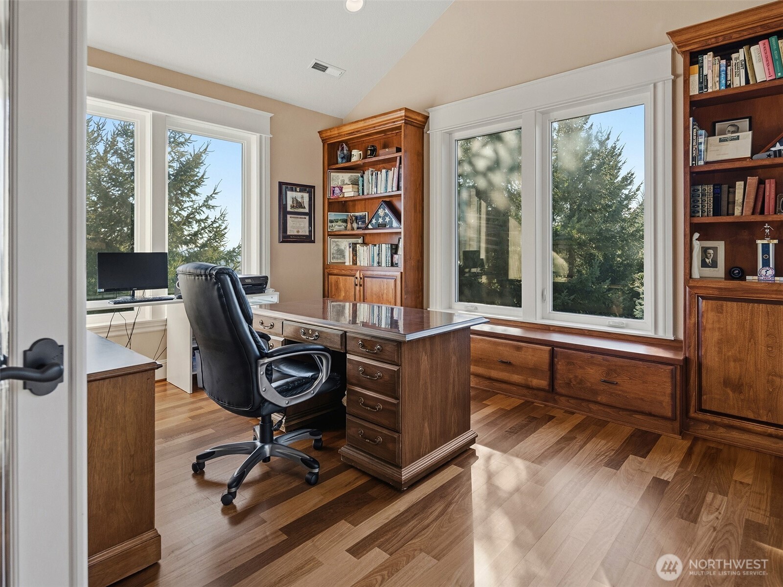 1330 Insel Road , Woodland, WA 98674