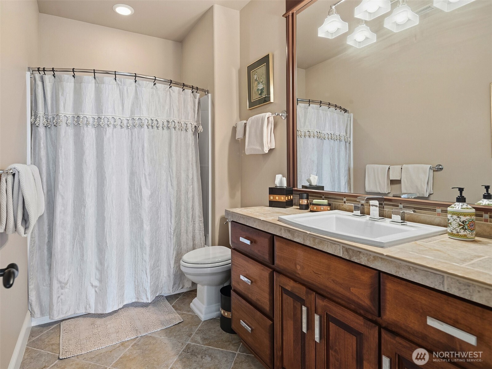 1330 Insel Road , Woodland, WA 98674