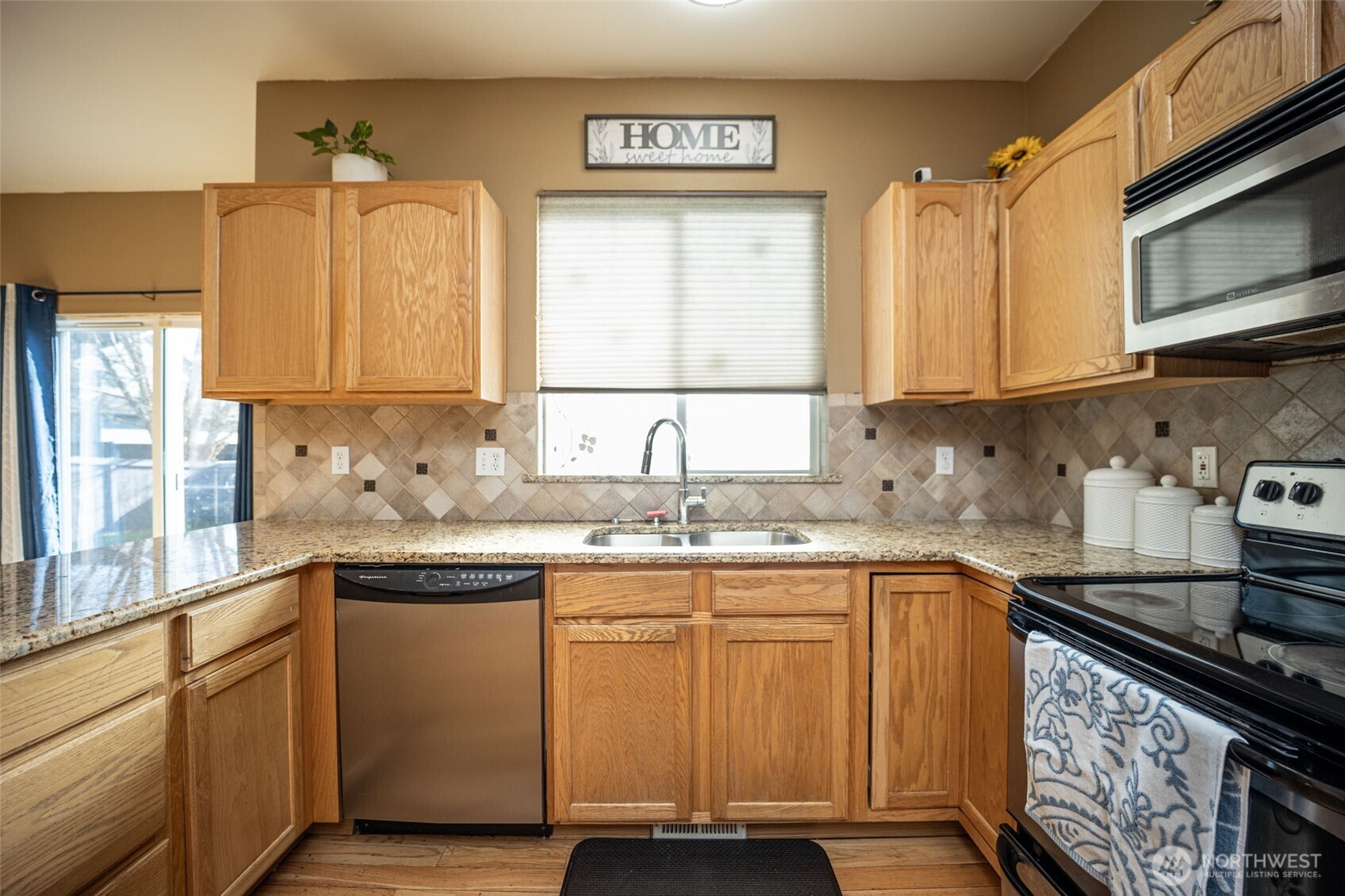 7818 148th St Ct E, Puyallup, WA 98375