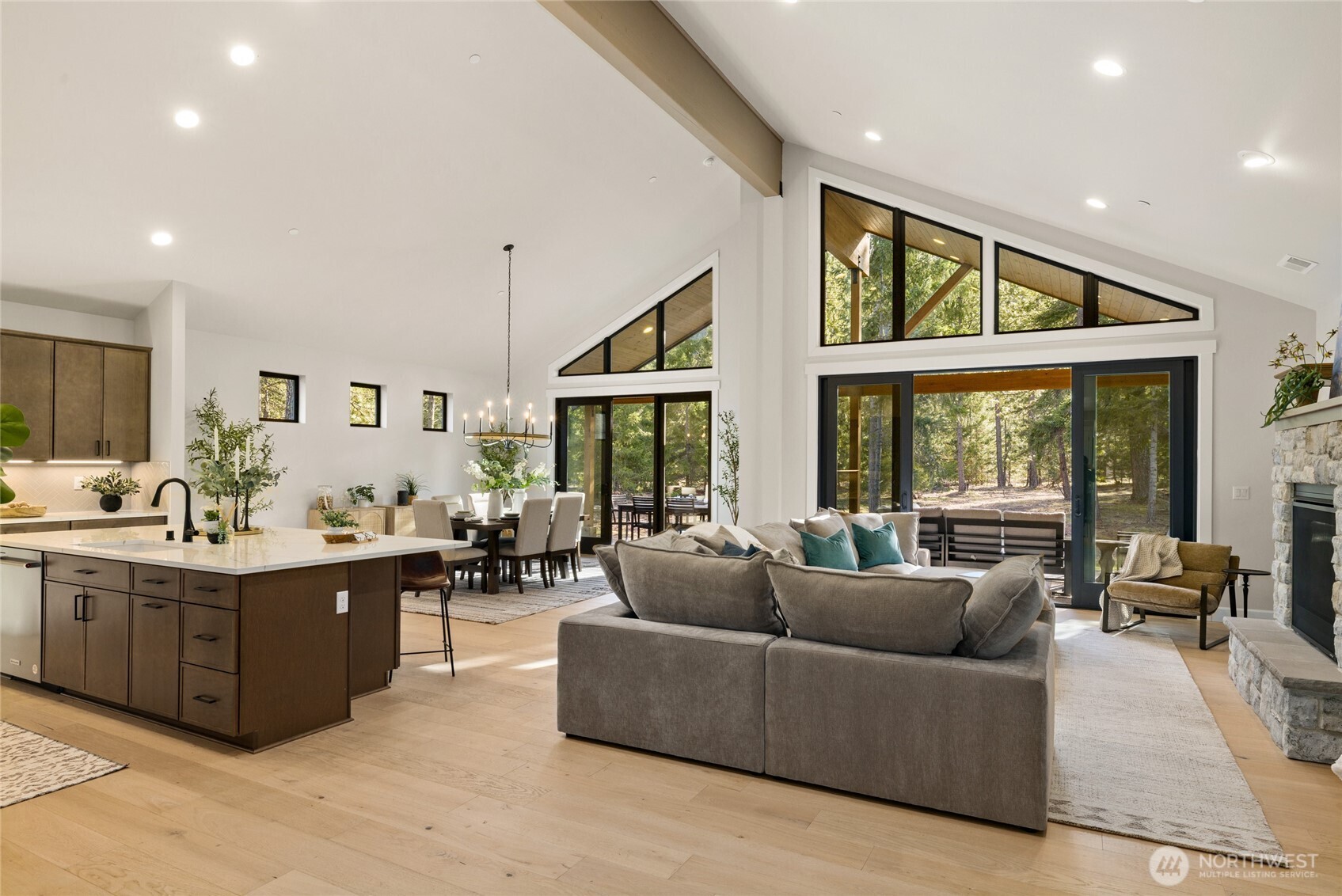 1001 Domerie Park Loop , Cle Elum, WA 98922