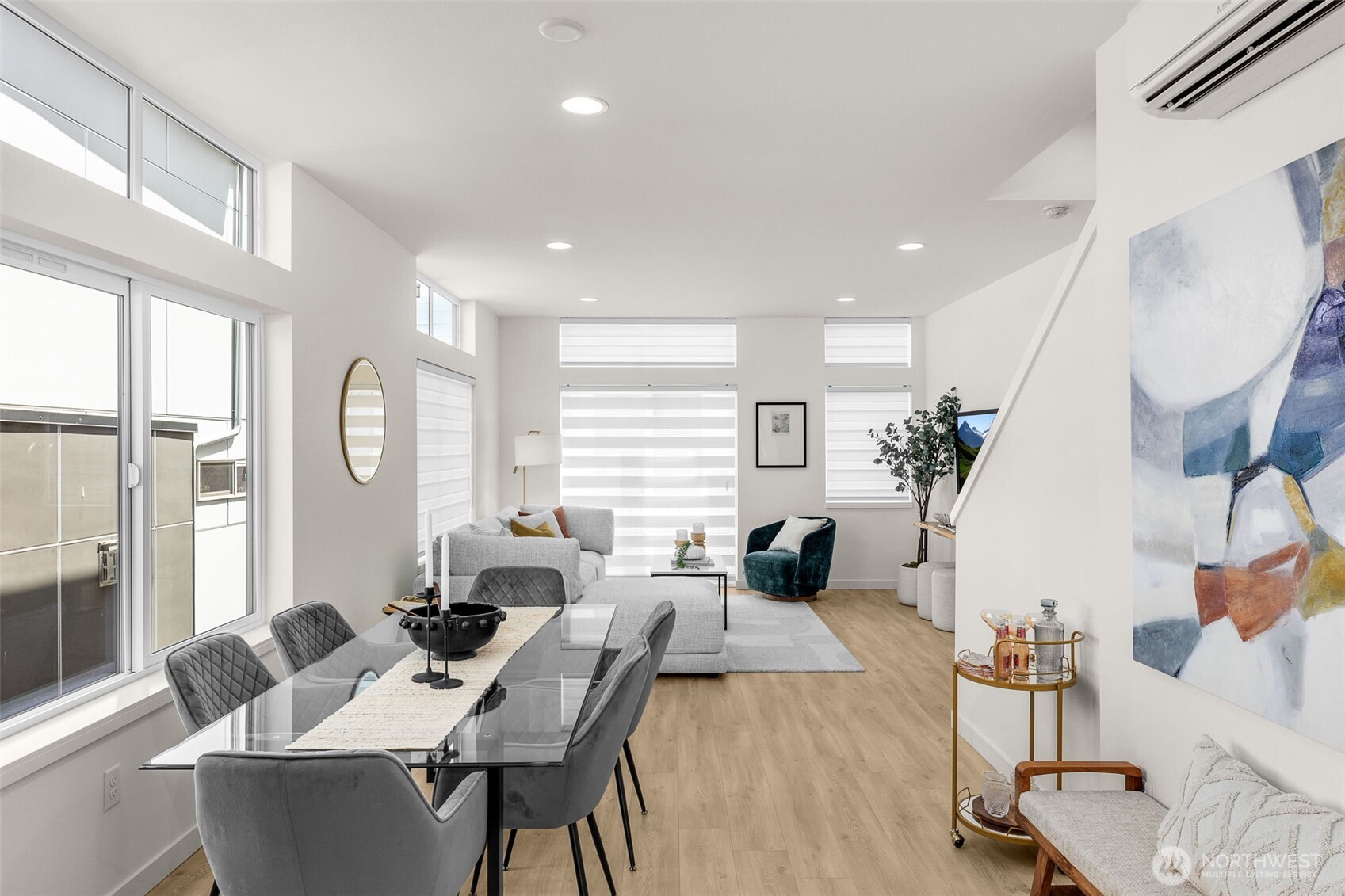 8335 D 12th Avenue NW, Seattle, WA 98117