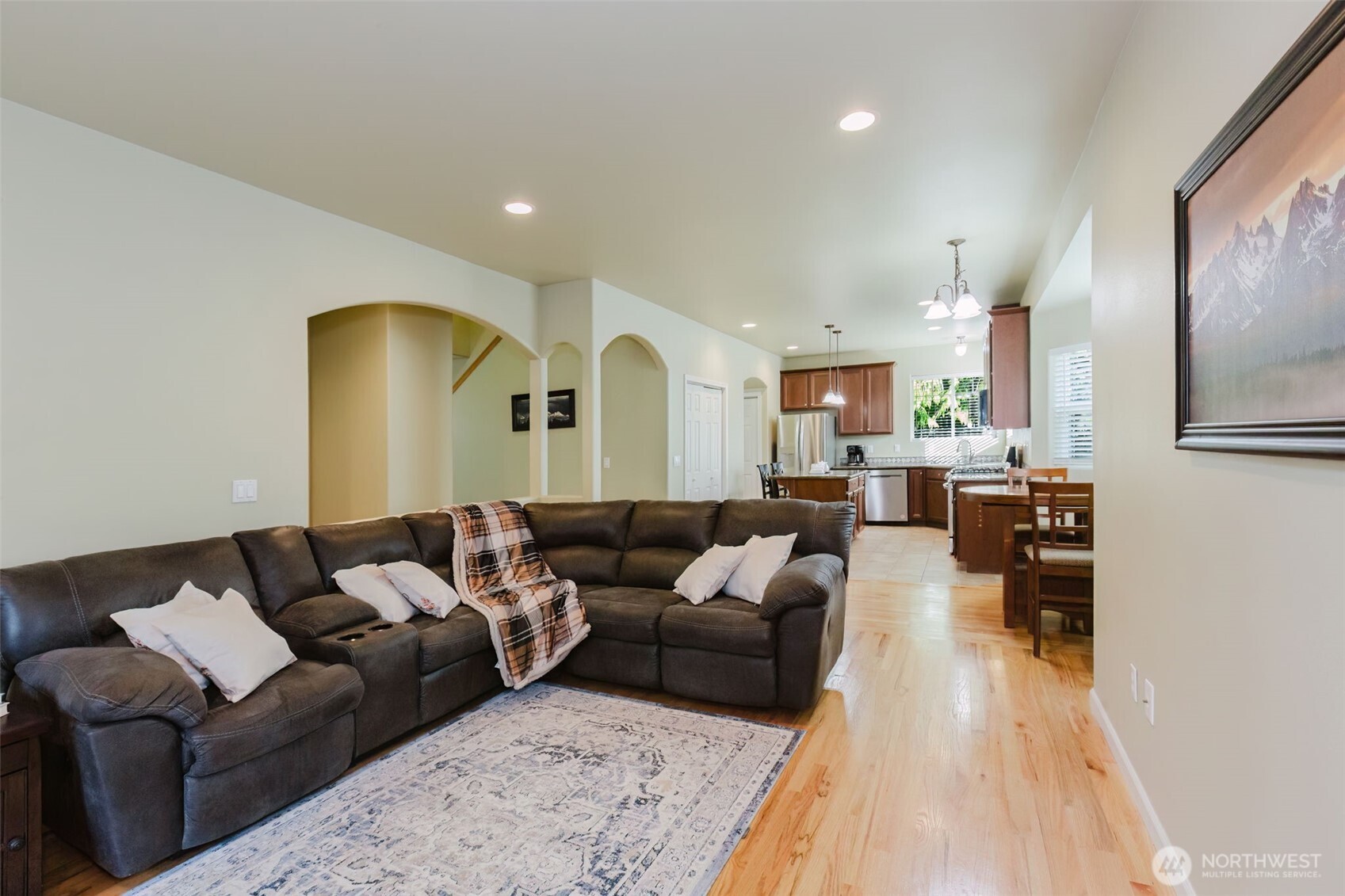 1568 Puget Drive E, Port Orchard, WA 98366