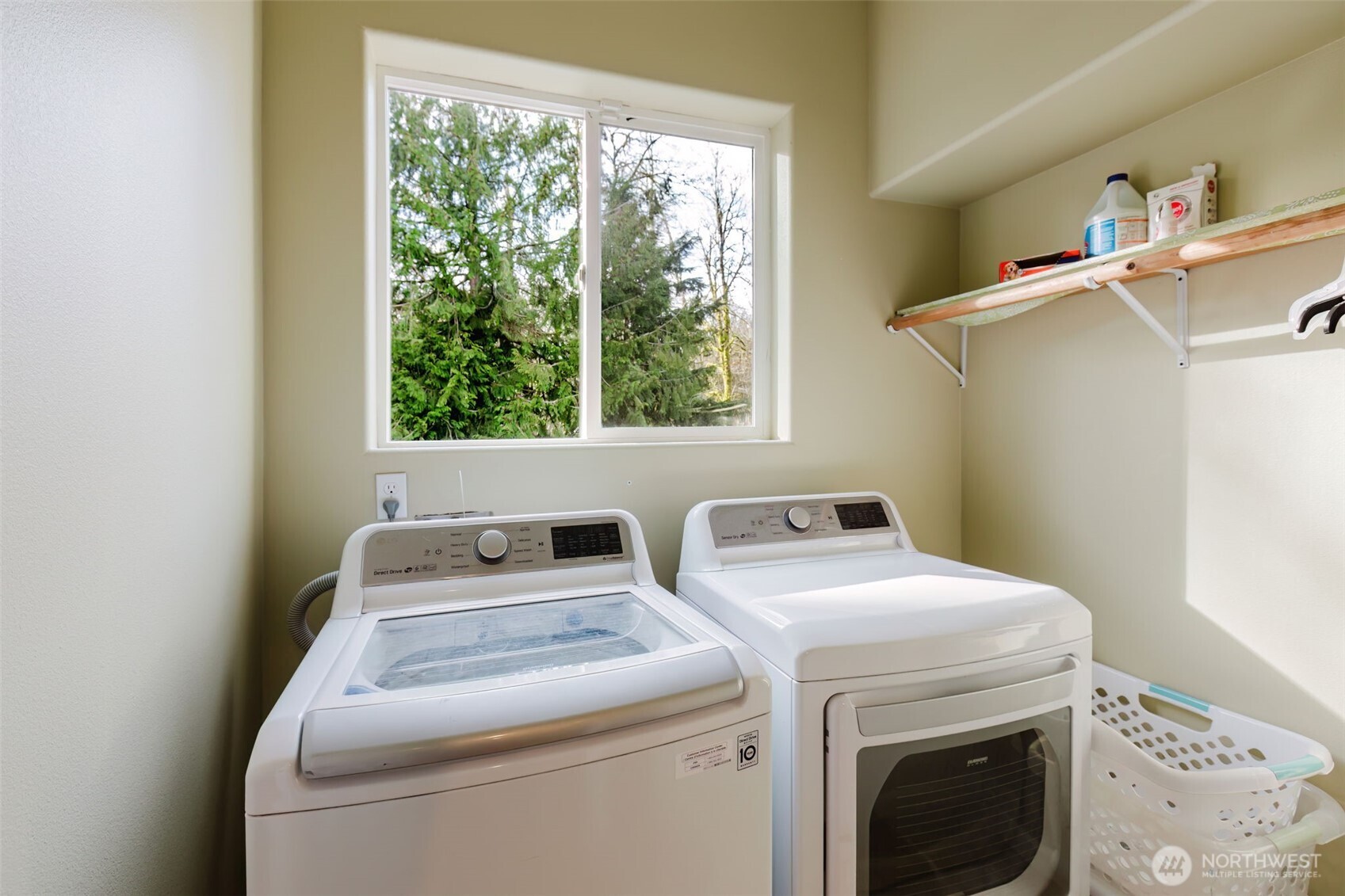 1568 Puget Drive E, Port Orchard, WA 98366