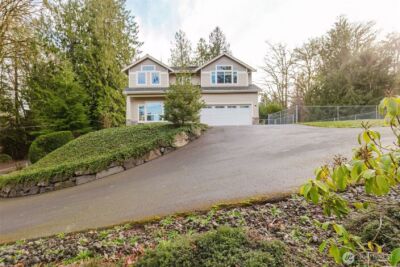 1568 Puget Drive E, Port Orchard, WA 98366 - Photo 2
