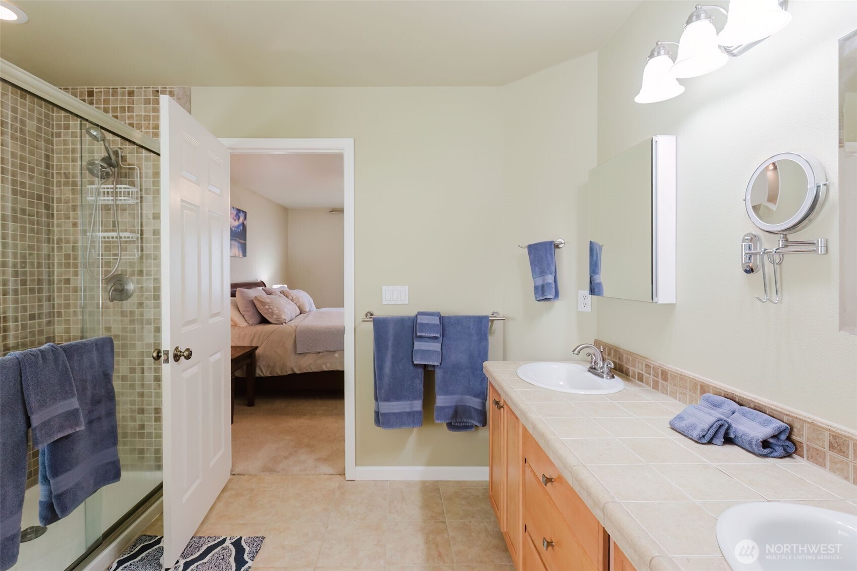 1568 Puget Drive E, Port Orchard, WA 98366