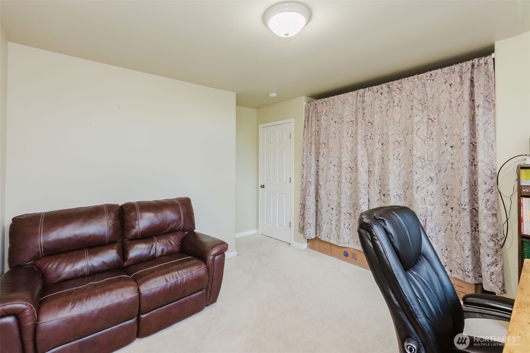 1568 Puget Drive E, Port Orchard, WA 98366