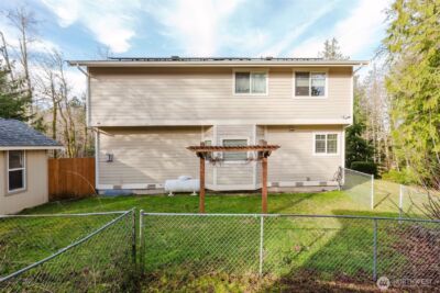 1568 Puget Drive E, Port Orchard, WA 98366 - Photo 39
