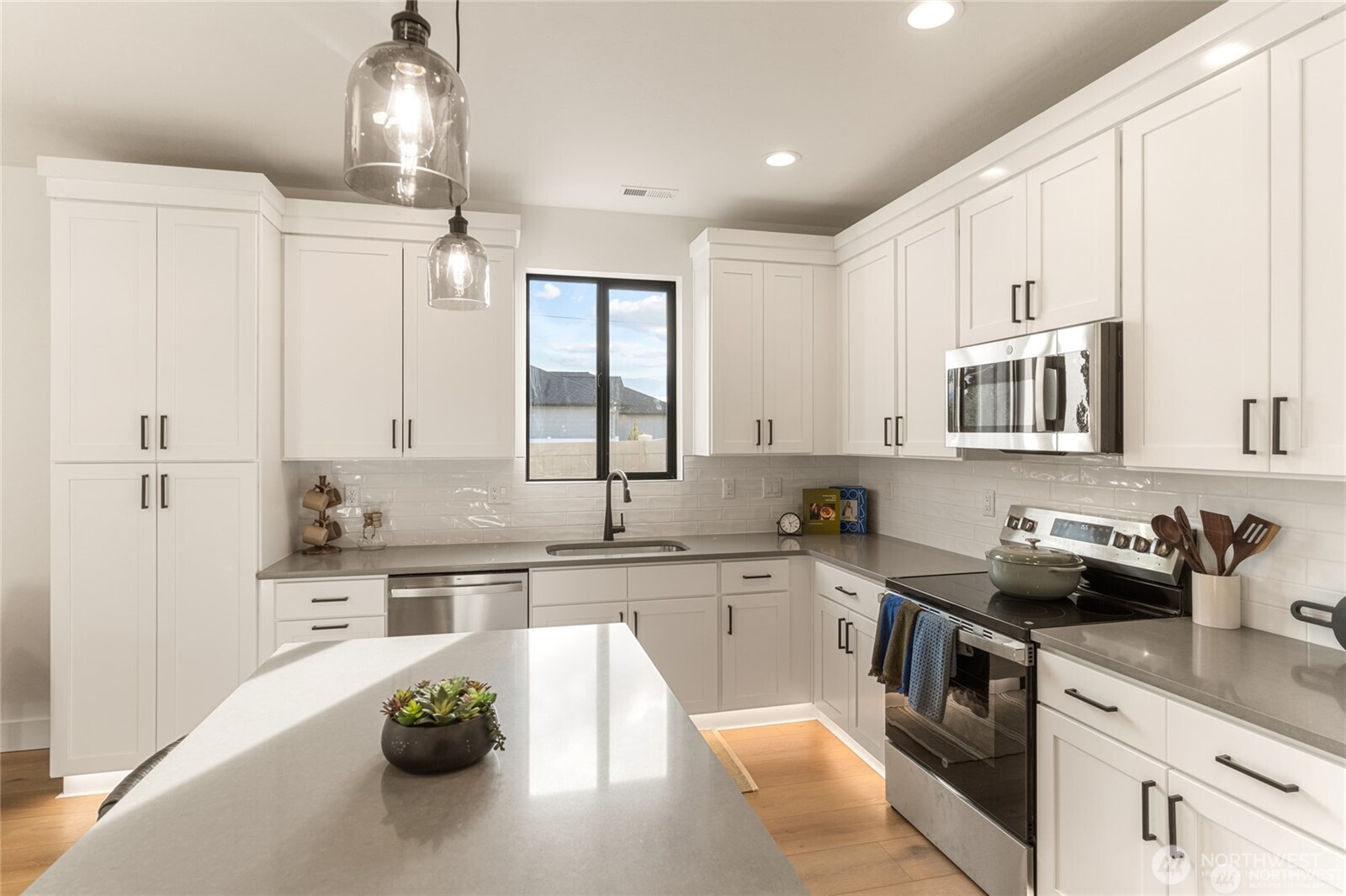 1148 9th Avenue NE, Ephrata, WA 98823