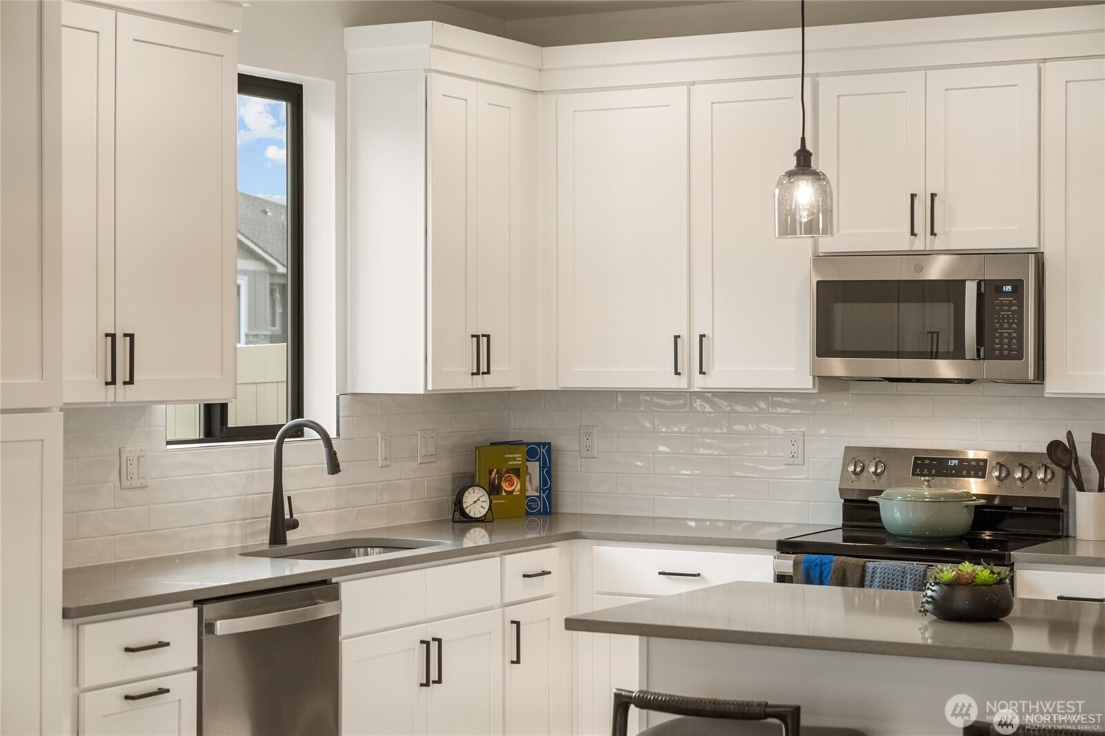 1148 9th Avenue NE, Ephrata, WA 98823