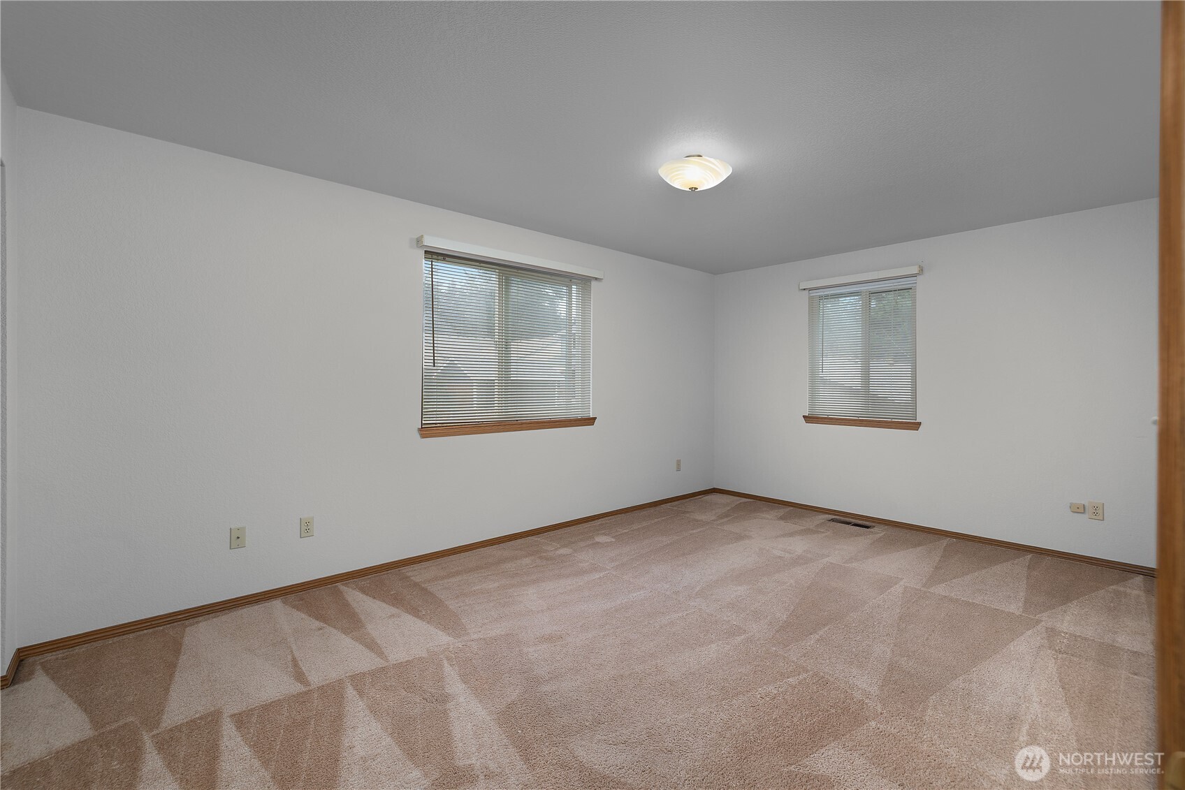 5045 Carole Drive NE, Olympia, WA 98516