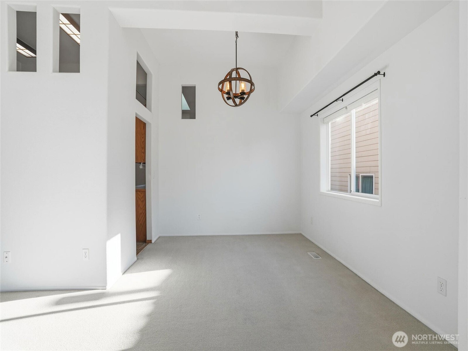 2556 NW Norwood Street , Camas, WA 98607