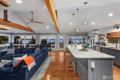 612 Park Avenue , Mukilteo, WA 98275-1920