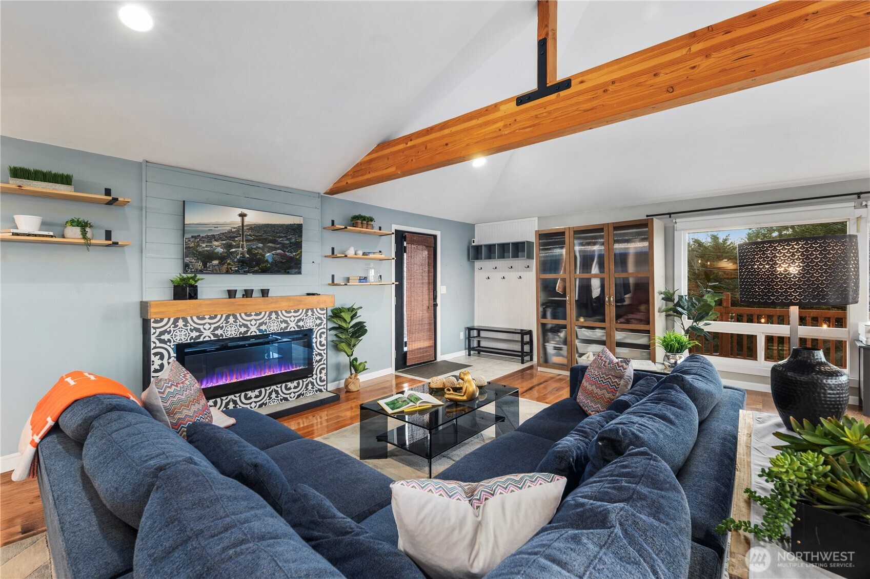 612 Park Avenue , Mukilteo, WA 98275-1920