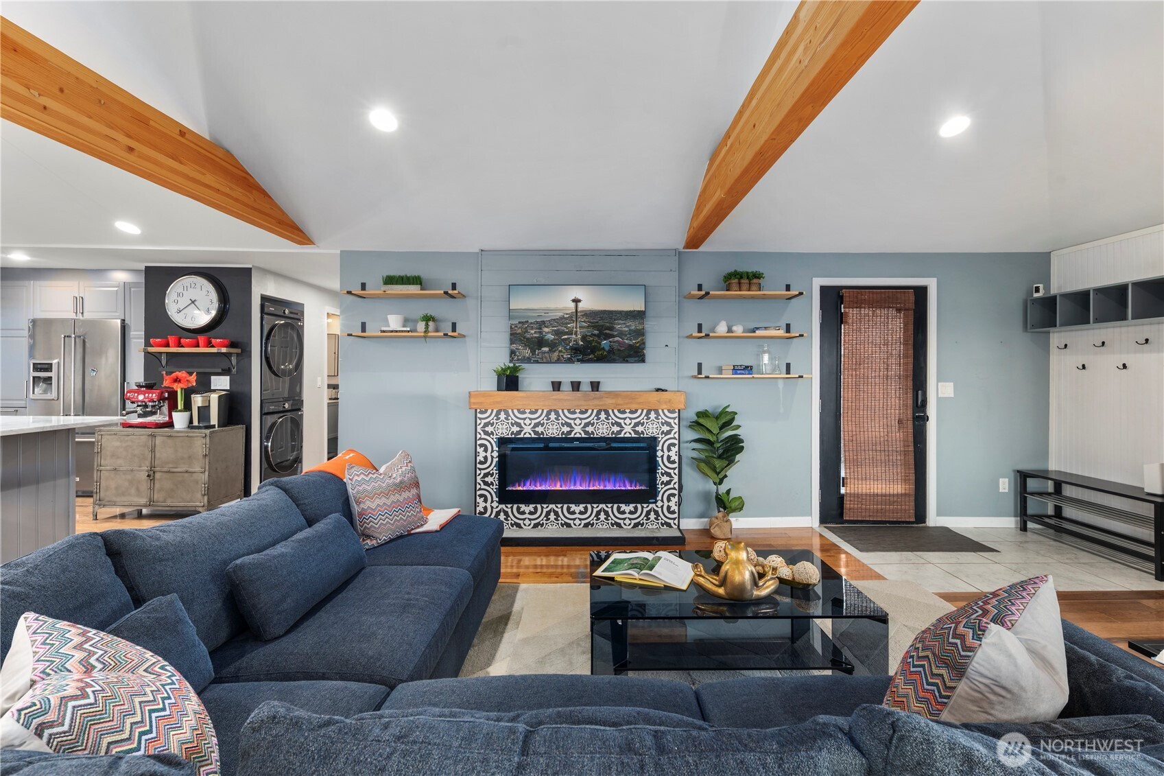 612 Park Avenue , Mukilteo, WA 98275-1920