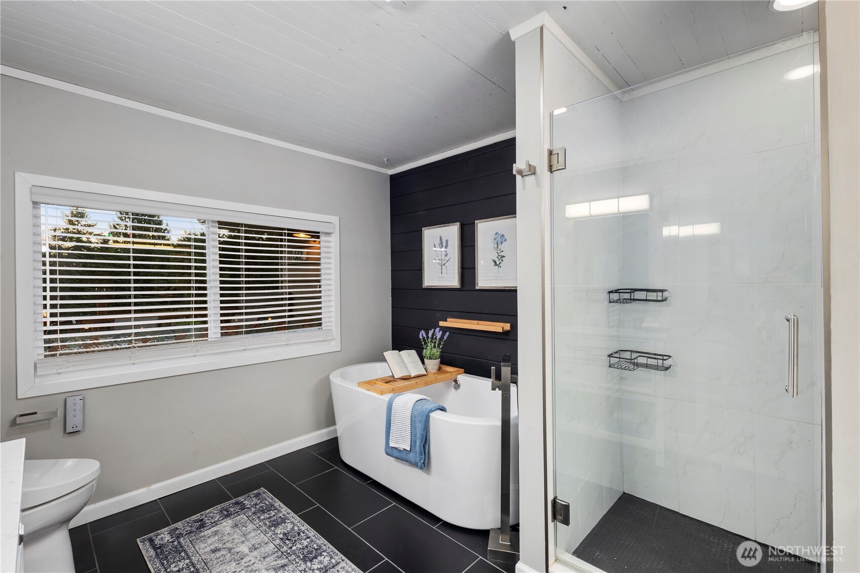 612 Park Avenue , Mukilteo, WA 98275-1920