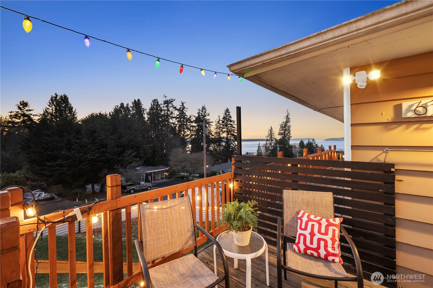 612 Park Avenue , Mukilteo, WA 98275-1920