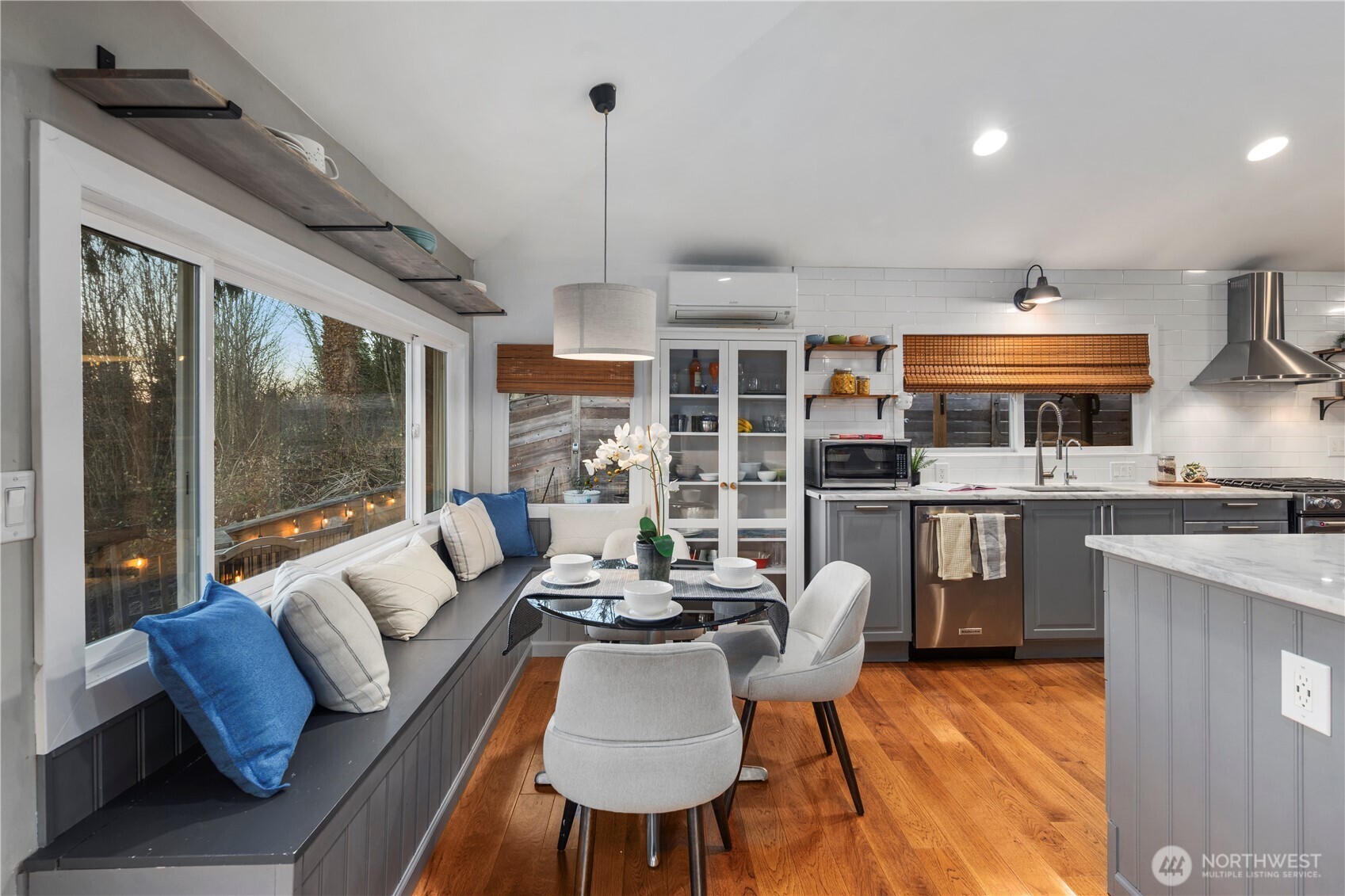 612 Park Avenue , Mukilteo, WA 98275-1920