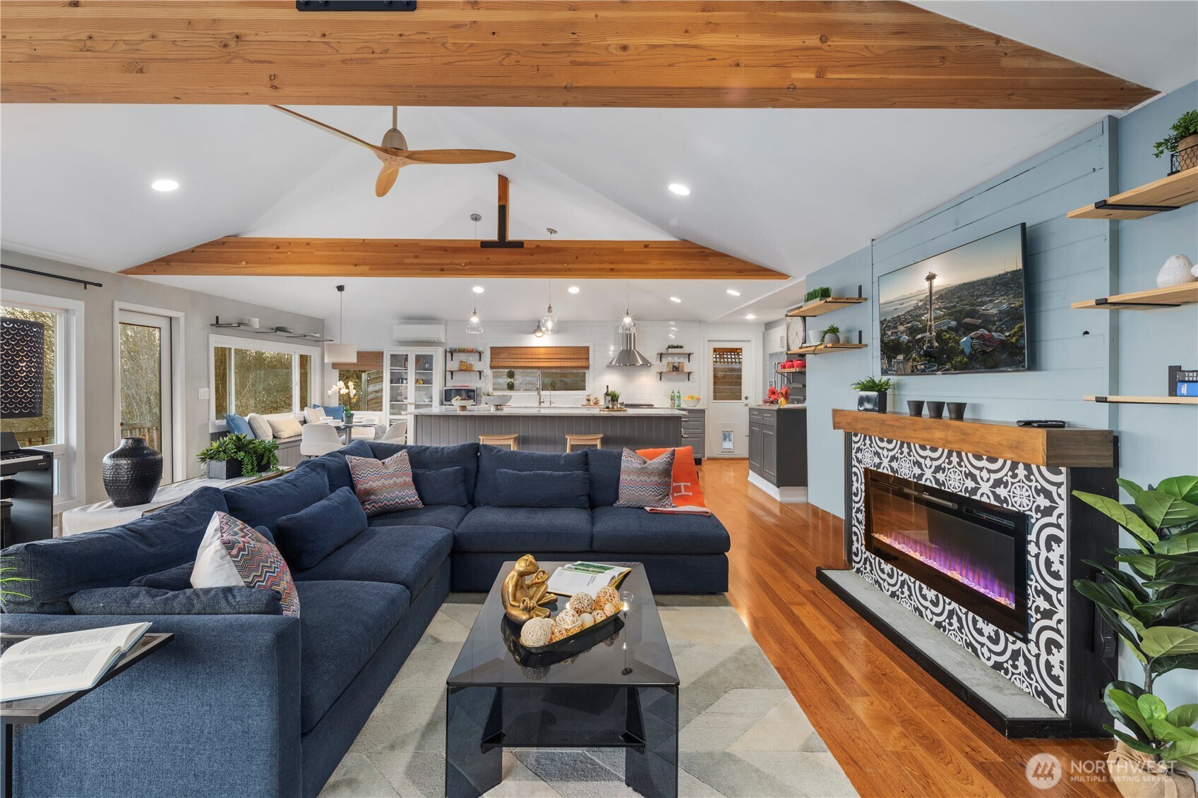 612 Park Avenue , Mukilteo, WA 98275-1920