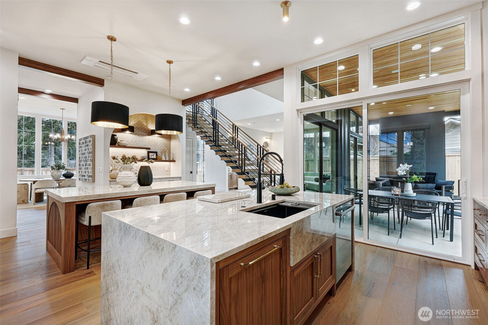 8217 22nd Place NE, Seattle, WA 98115