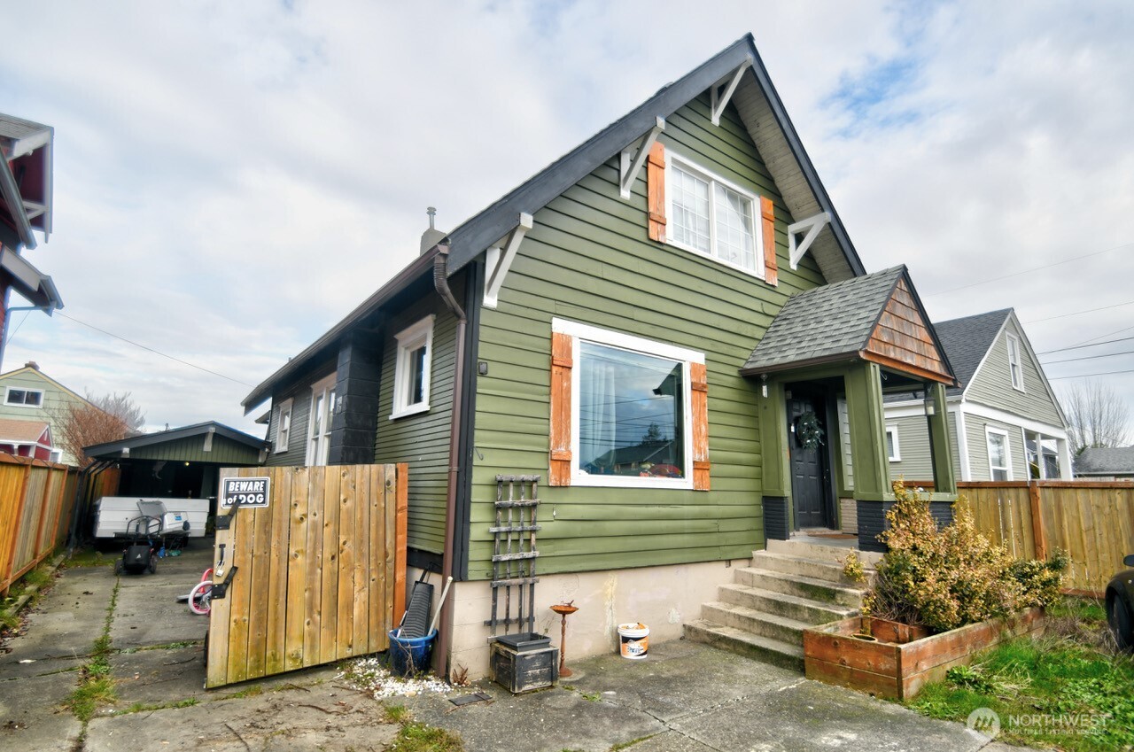 1017 S 48th Street , Tacoma, WA 98408
